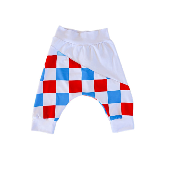 Read knee shorts