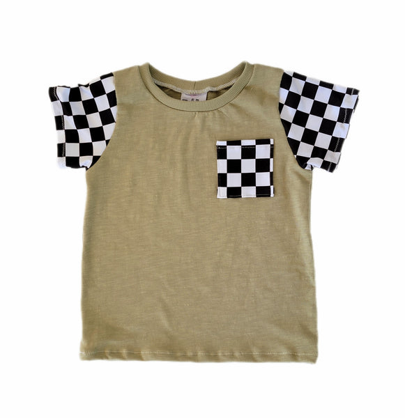 Earthy solid pocket tee