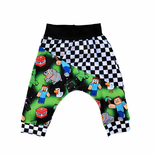 Mine block knee length shorts