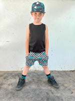Play pocket shorts